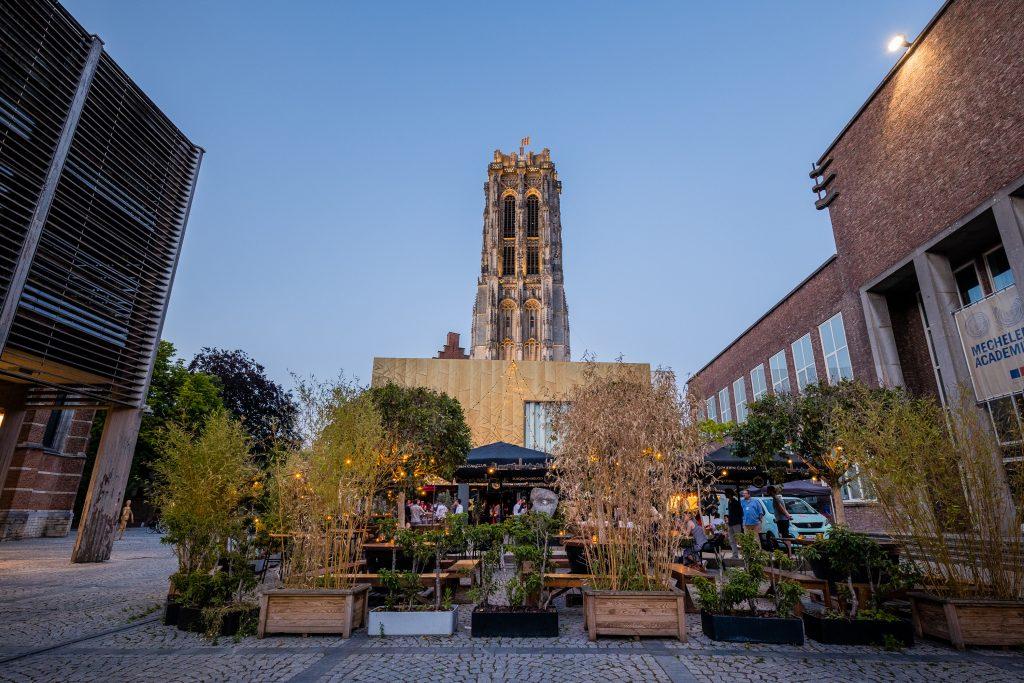 Sfeerfoto teambuilding met overnachting - Deloitte