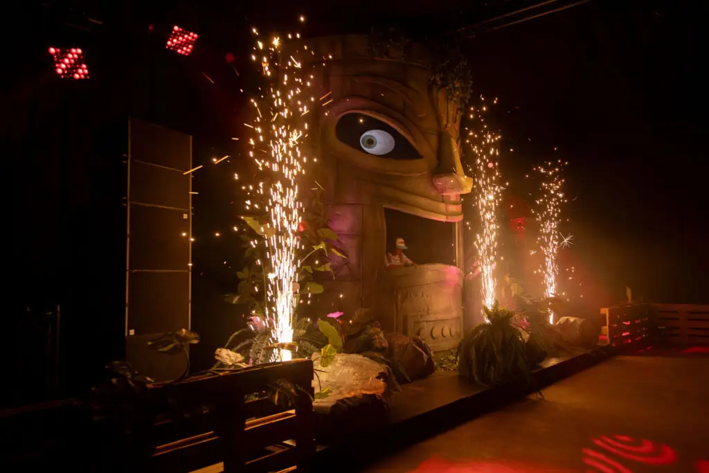 25 jaar Nico Rosseel - Bewegend decor en vuurwerk