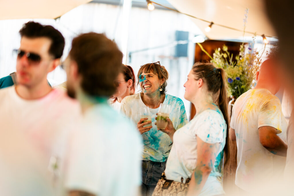Waarom een unieke teambuilding het verschil maakt (en hoe je het organiseert)